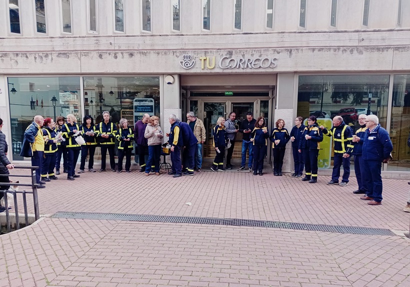 Anuncien incorporacions en Correus d'Alcoi després de la mobilització dels treballadors