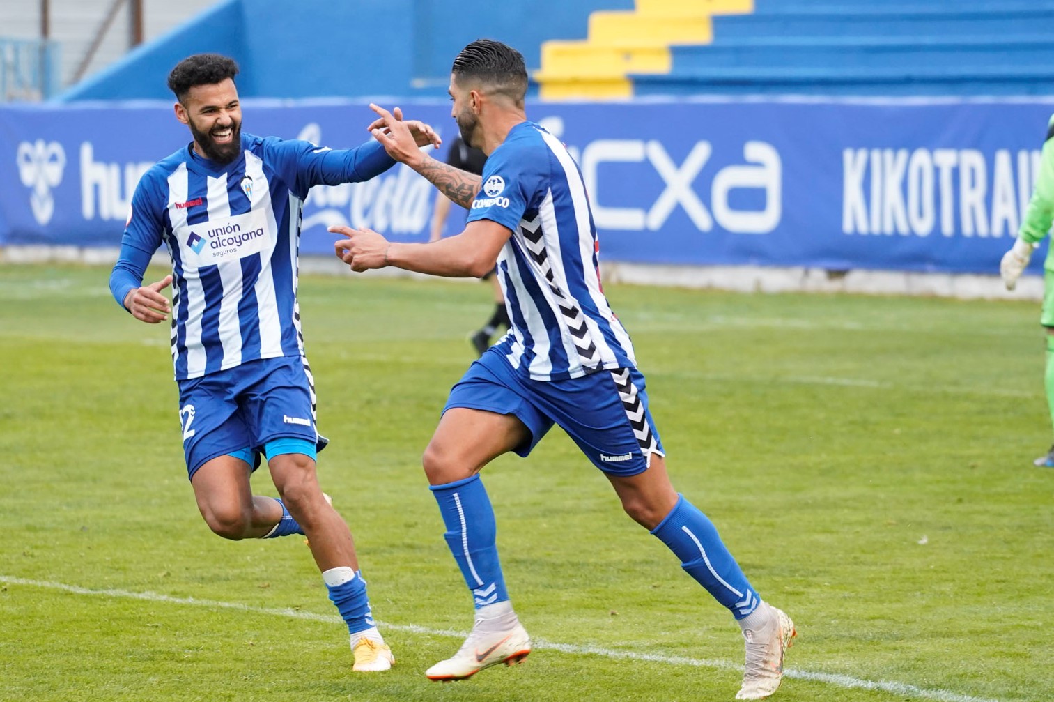 CD Alcoyano: La Primera De Tres Finals I Amb La Tornada Del Públic - El ...