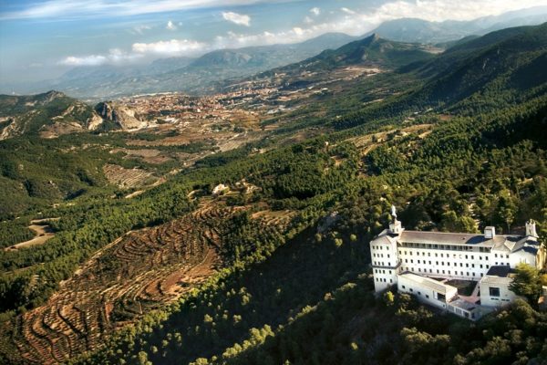 Tornen a regular l'accés a la Font Roja caps de setmana i festius