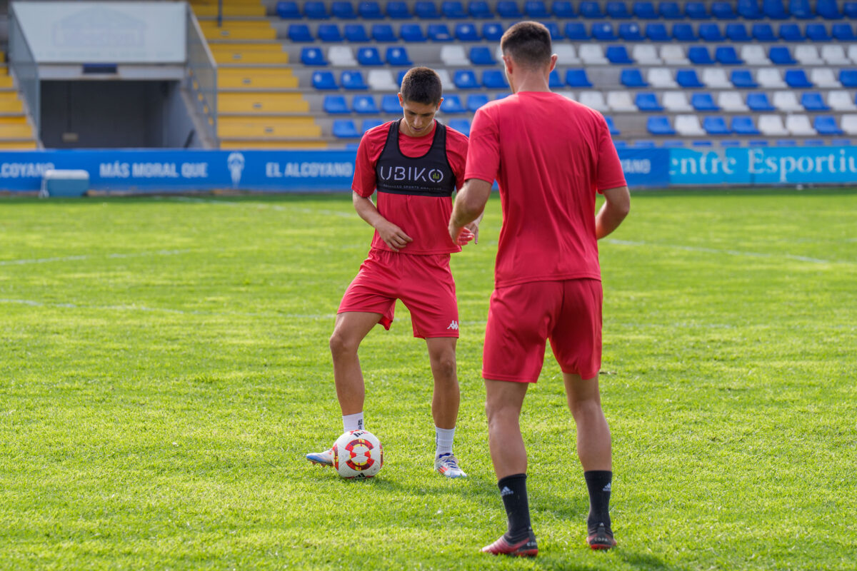 El Alcoyano se somete hoy a la prueba del algodón en el Colombino