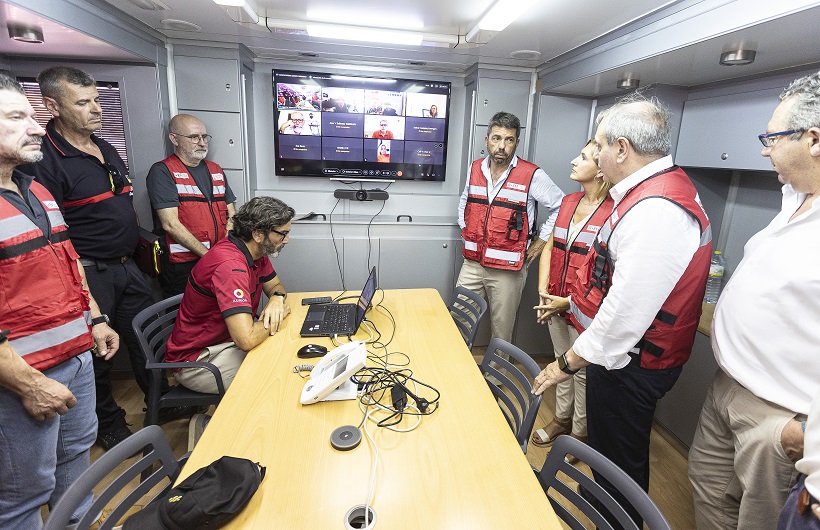 Carlos Mazón informa que l'incendi de Benasau està estabilitzat