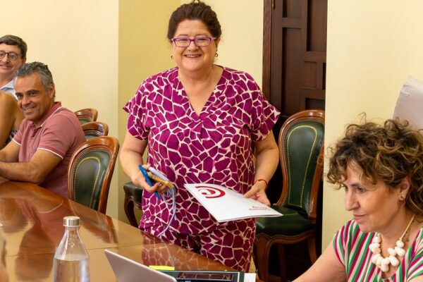 Lucía Pascual es elegida presidenta de la Cámara de Comercio