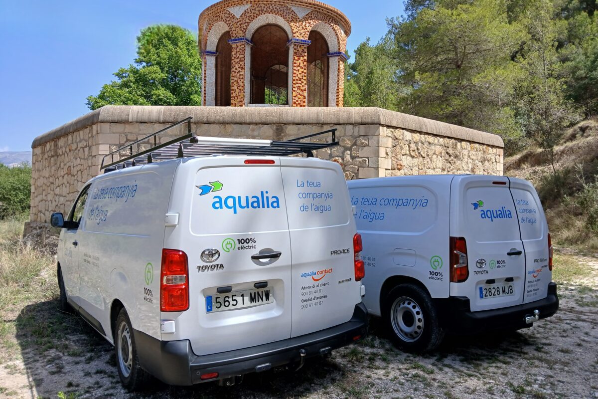 Aqualia incorpora a la seua flota dos vehicles 100% elèctrics