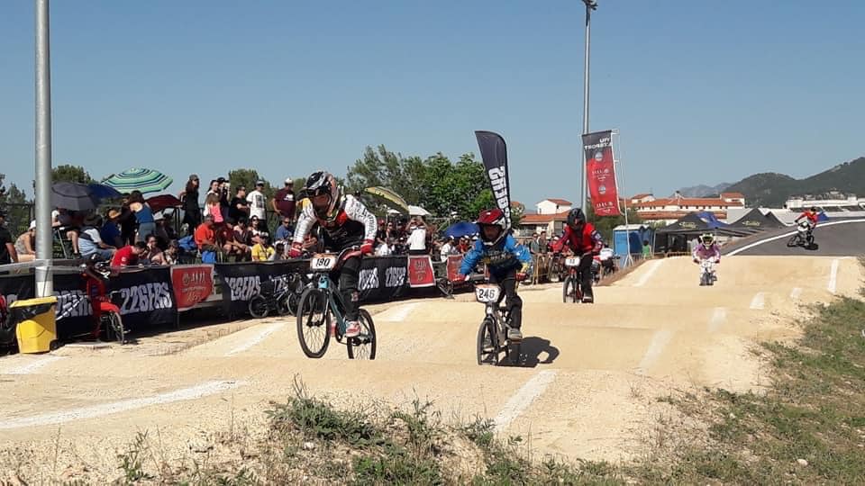 El circuit municipal de BMX d'Alcoi acull aquest dissabte el campionat autonòmic