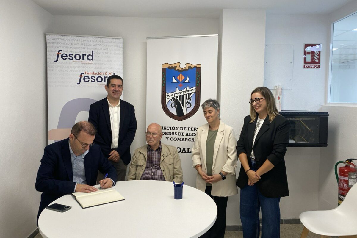 FESORD CV inaugura una nueva agencia en Alcoy para mejorar la atención de las personas sordas de la zona