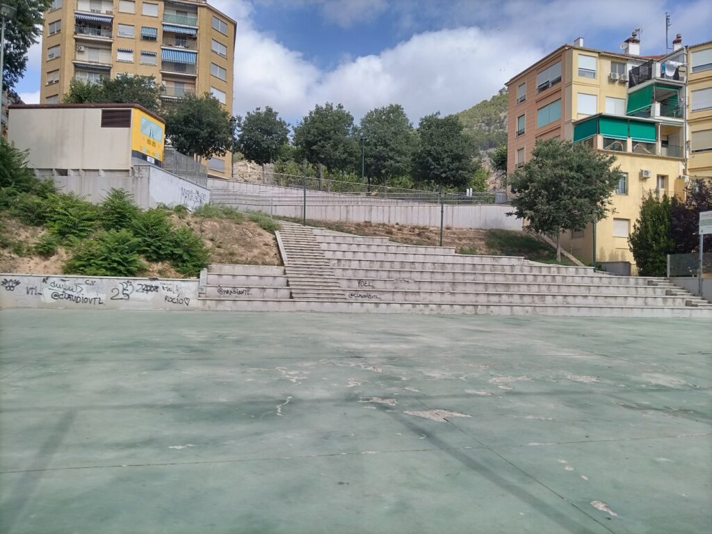 Proyectadas mejoras en el Parque Juniors Flor de Neu