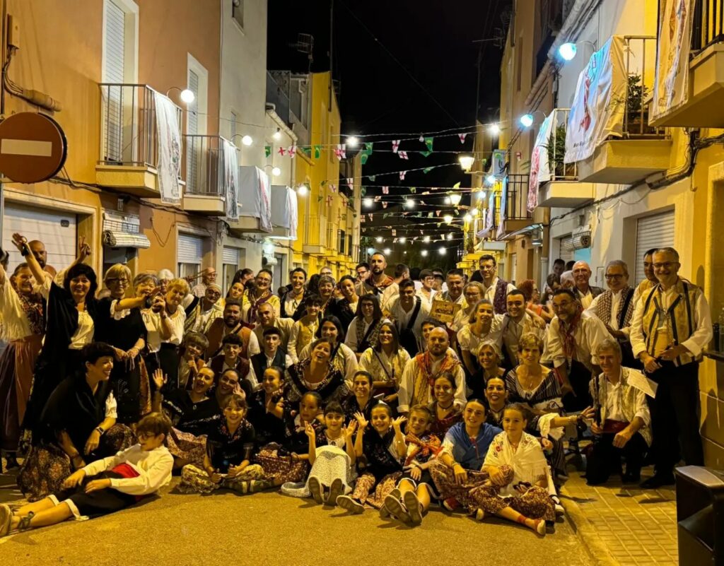 El barri de Sant Hipòlit compleix 50 anys celebrant les seues festes