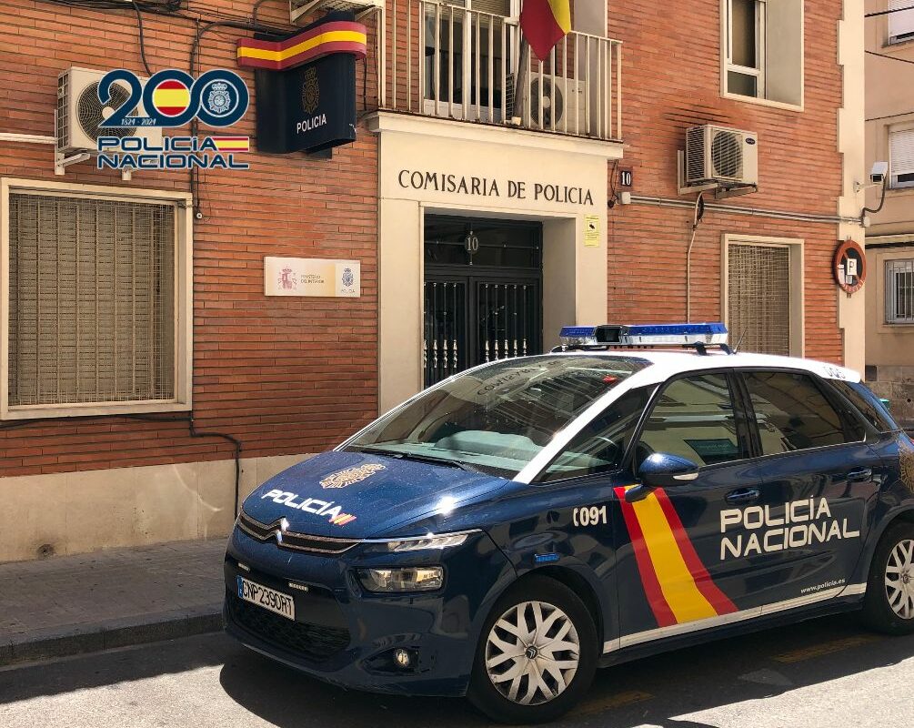 La Policía Nacional detiene a una mujer que cometió en menos de una semana seis hechos delictivos