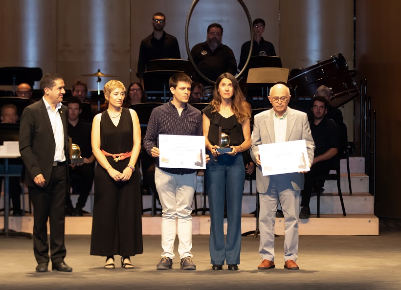 Música, danza y reconocimientos en Alcoy por el 9 d'Octubre