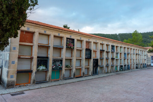 Alcoy estudia la ampliación del cementerio a diez años vista