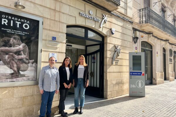 La oficina de turismo de Alcoy revalida la Q de Calidad