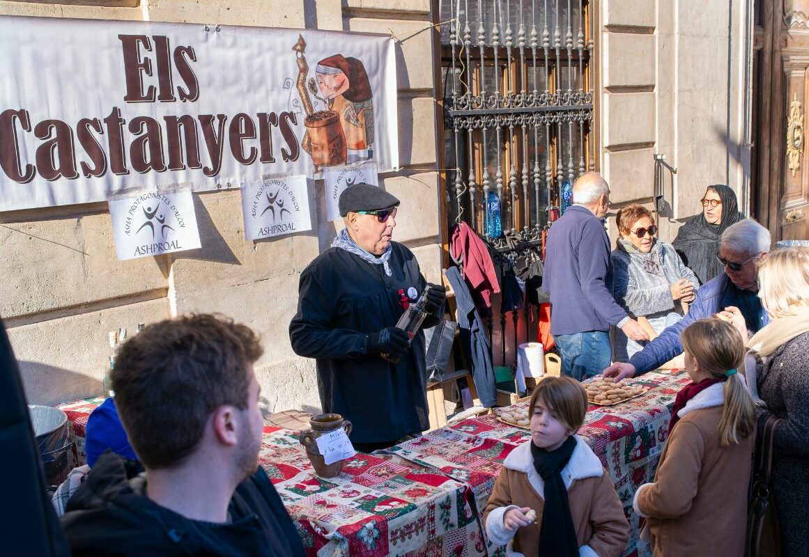 Gran ambient als carrers amb motiu de Nadal