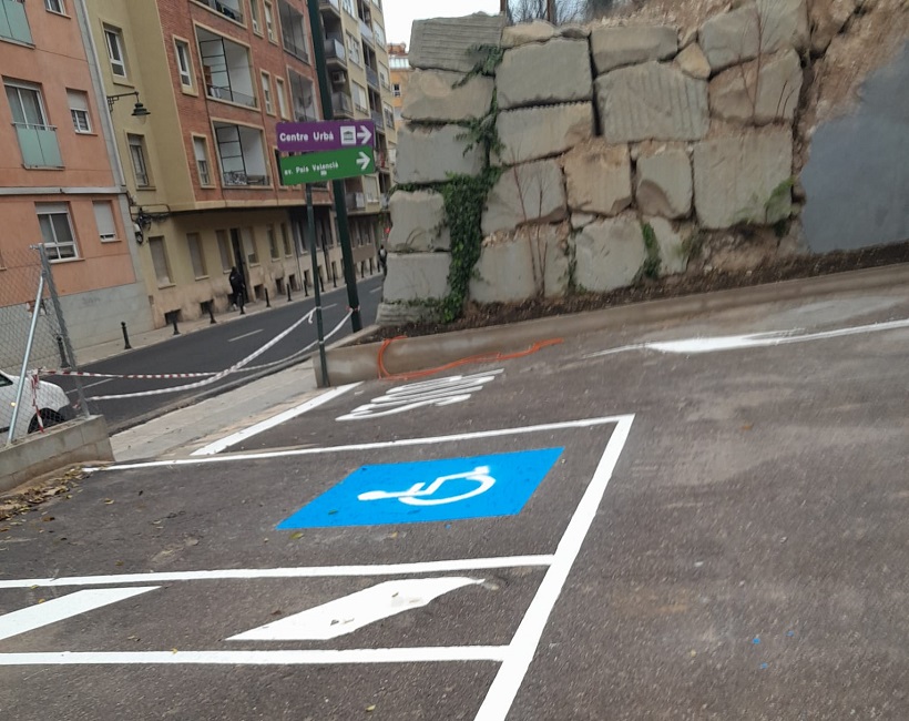 Ya está abierta la zona de aparcamiento de la calle Alacant