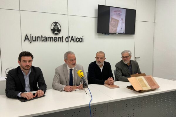 Reedició del ‘Álbum Literario 1876’ per la capitania Abencerraje