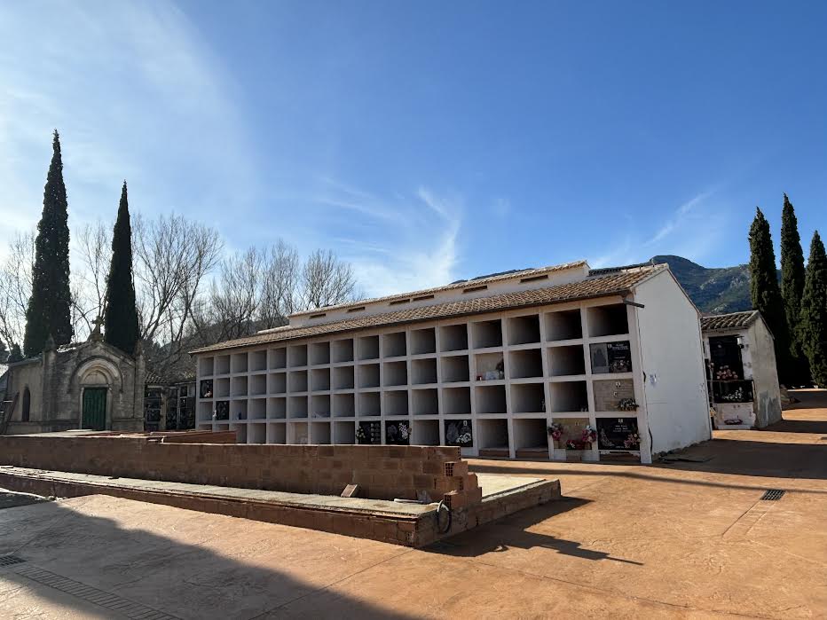 Obras para adecuar el cementerio parroquial de Muro