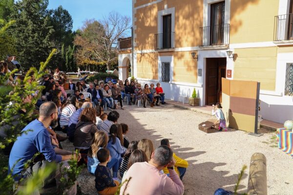 Tres décadas de educación