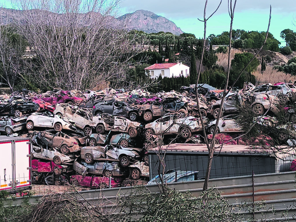 Els vehicles del desballestament de Muro hauran de ser retirats