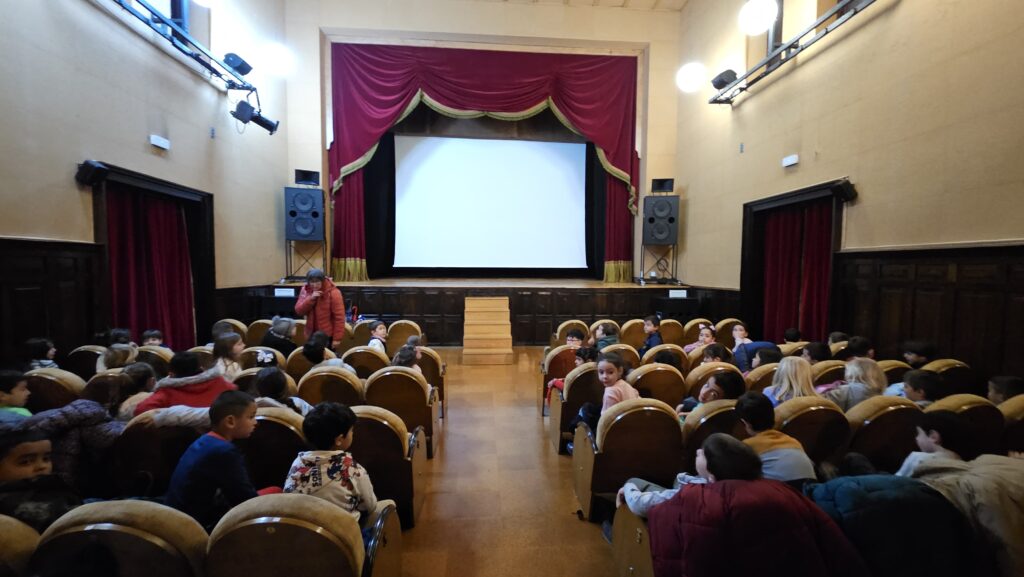 En marxa una nova edició del cicle de ‘Cinema en valencià a l’escola’