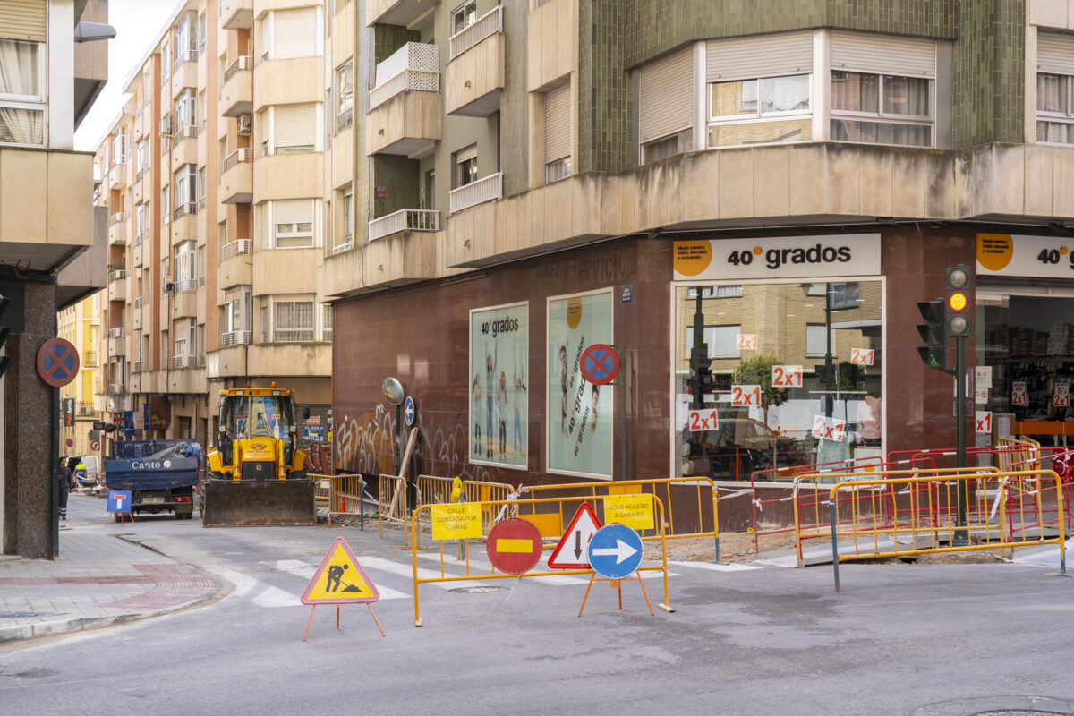 Las obras de accesibilidad de Mestre Espí finalizarían en abril